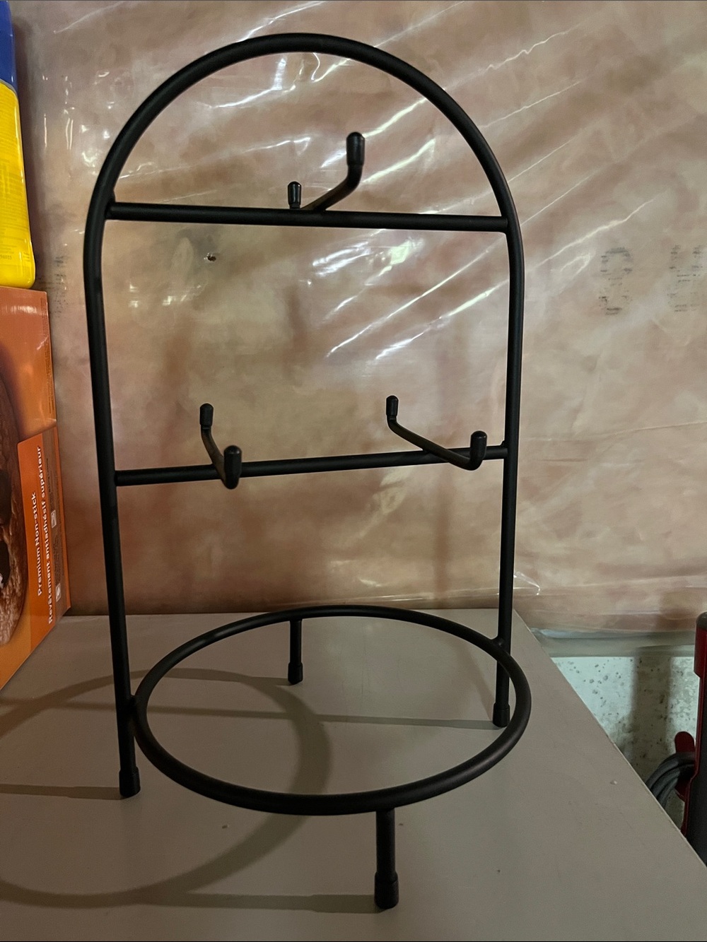 Metal Mug and Cup Holder Stand Black Handy Kitchen Organizer 6 Hooks